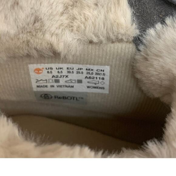 Timberland Women's Skyla Bay 6" Gray Faux Fur Fold Down Nubuck Boot US 8.5 - Picture 9 of 9